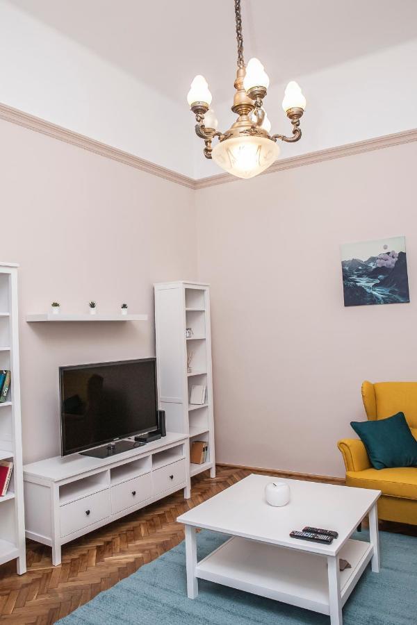 Fullmoon Apartments 1 Seghedin Exterior foto