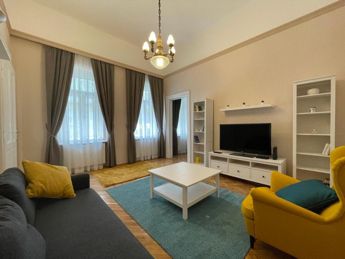 Fullmoon Apartments 1 Seghedin Exterior foto